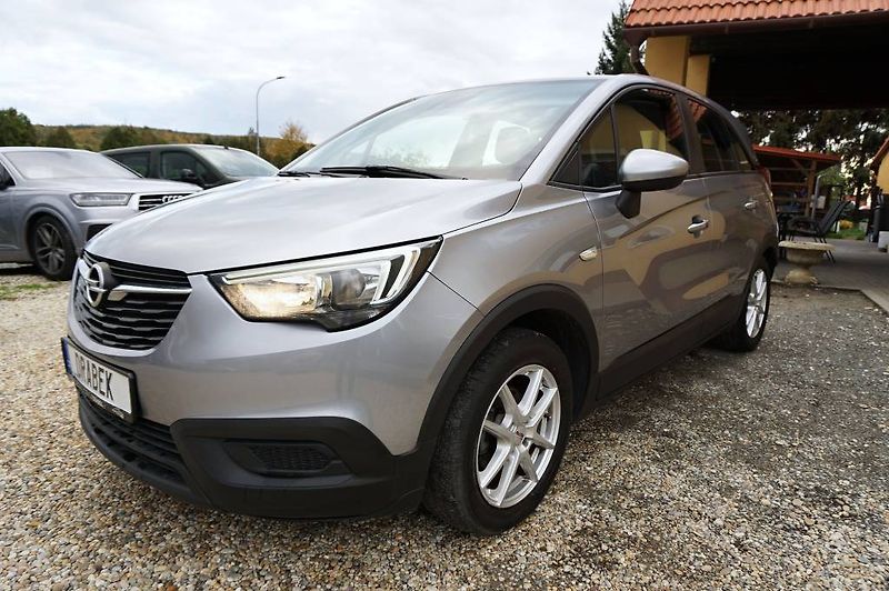 Opel Crossland X (2021) 1,2i 61 kW - fotka 9 z 43