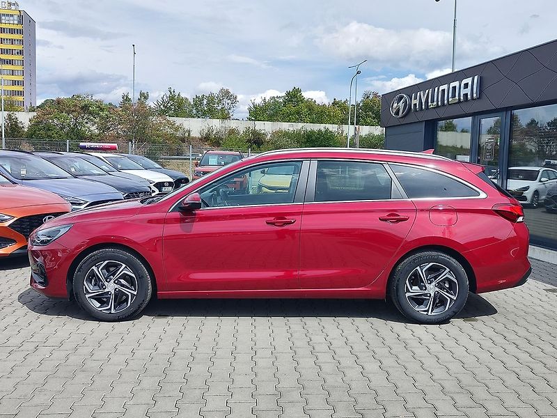 Hyundai i30 1.0 T-GDI/88kW Smart Navi - fotka 8 z 33