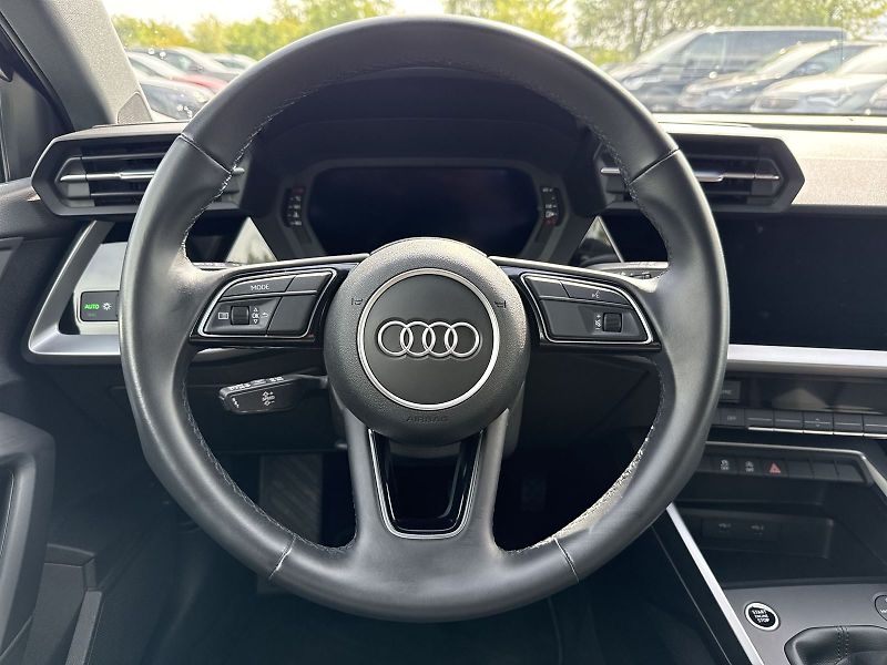 Audi A3 (2022) 1.0 TSI MHEV Basis - fotka 19 z 30