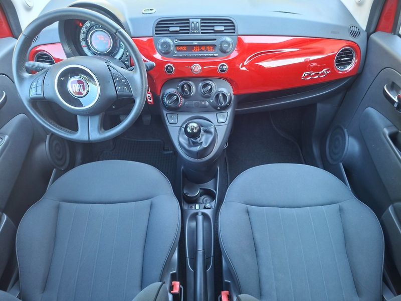 Fiat 500C (2012) 1.2i 51kW -SENZORY-KLIMA - fotka 13 z 37
