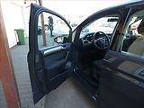 Volkswagen Touran 1,6 TDi DSG 7.míst,1maj.,závěs - náhled 17