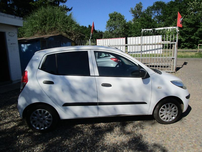 Hyundai i10 (2011) - fotka 5 z 13