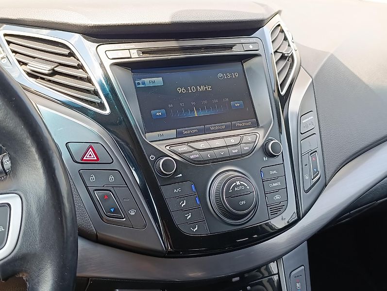 Hyundai i40 1.7CRDi 100kW ČR  - fotka 23 z 34