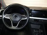 Volkswagen Golf (2021) 1.5 TSi, 2.maj,ČR, LED, park - náhled 13