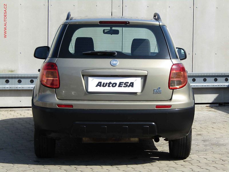 Fiat Sedici (2008) 1.9 JTD, AC - fotka 5 z 17