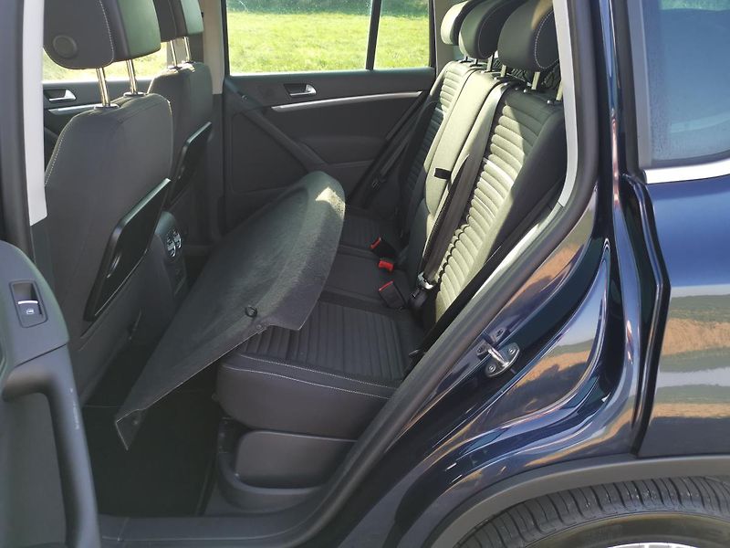 Volkswagen Tiguan (2015) 2,0TDI 130kW DSG ICUP 4x4 1MAJ - fotka 36 z 91