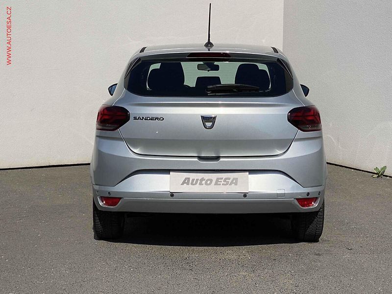 Dacia Sandero (2021) 1.0 SCe, ČR, LED, kamera - fotka 5 z 16