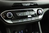 Hyundai i30 (2018) 1.6 CRDi, Automat, Tempomat - náhled 17