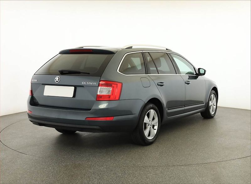 Škoda Octavia (2016) Style 1.6 TDI, Serv.kniha - fotka 5 z 18