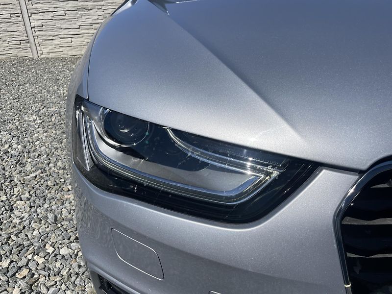 Audi A4 Avant 2.0TDi 120PS S-LINE AVANT TOP! - fotka 61 z 179