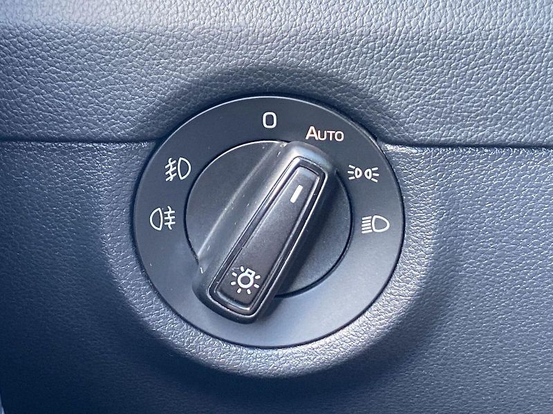Škoda Octavia (2018) Combi 1.6 TDI Style - fotka 18 z 32
