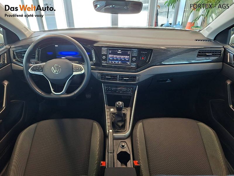 Volkswagen Taigo (2022) 1.0 TSI,81kW,Park.kamera - fotka 8 z 27