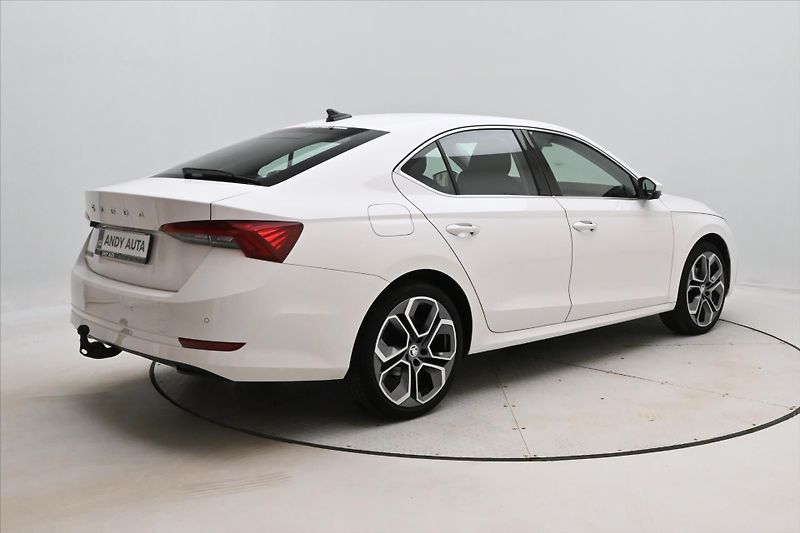 Škoda Octavia 2,0 TDI 110KW DSG STYLE Záruka - fotka 5 z 34