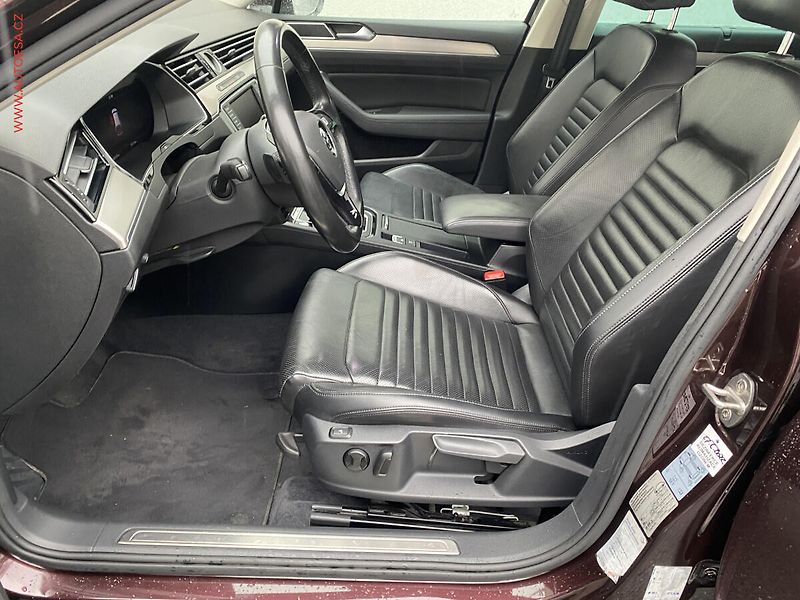 Volkswagen Passat (2016) 2.0BiTDi 4x4, ČR, Highline - fotka 9 z 21