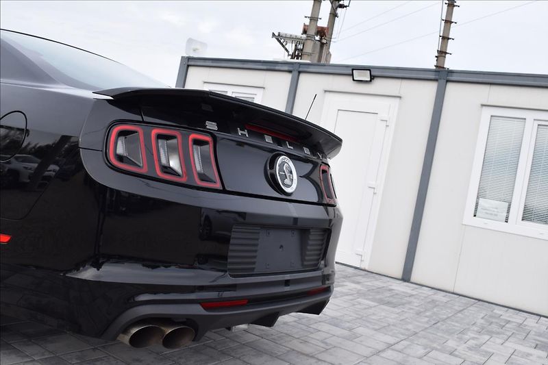 Ford Mustang 5,8 SHELBY GT500 485KW EU VERZ - fotka 12 z 43