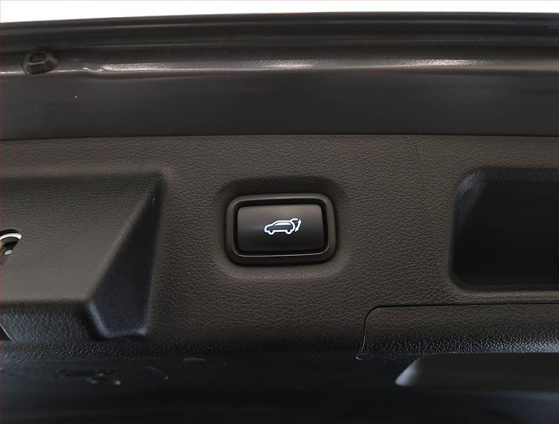 Hyundai Santa Fe (2021) 2.2 CRDi - fotka 24 z 28