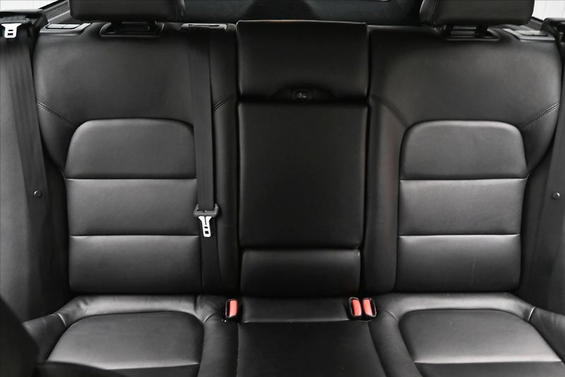 Volvo V70 2,0 120kW D4 Manuál Tažné - fotka 25 z 29