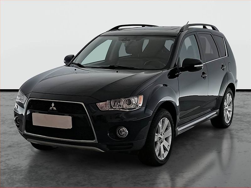 Mitsubishi Outlander (2011) 2.2 DI-D, 7 míst, Navi - fotka 2 z 17