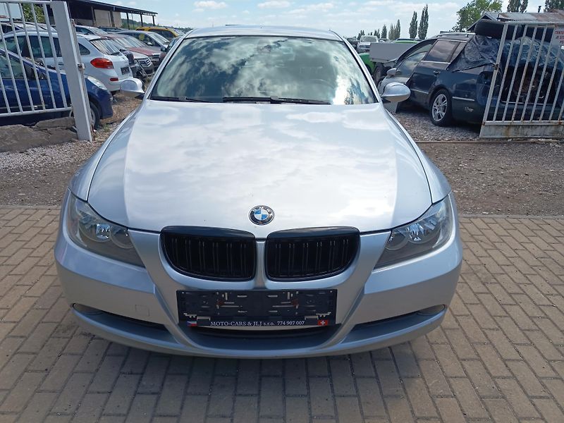 BMW Řada 7 (2006) 2.0 95kw - fotka 4 z 49