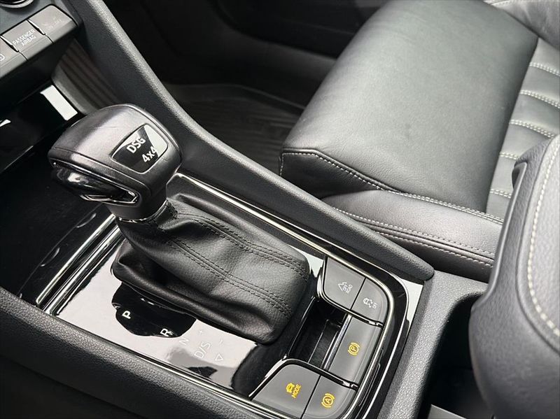 Škoda Karoq 2,0 TDi 110 KW 4X4 ČR WEBASTO - fotka 20 z 44