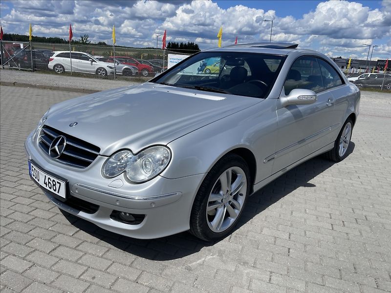Mercedes-Benz CLK 3,0 i V6 170kw Ambiente TOP st - fotka 1 z 41