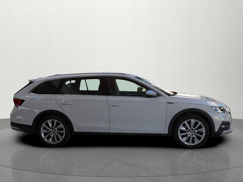 Škoda Octavia 2.0TDI Scout DSG 4x4 ČR DPH - fotka 5 z 32