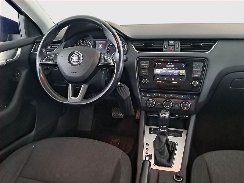 Škoda Octavia (2013) Elegance 1.6 TDI, Automat - fotka 7 z 16