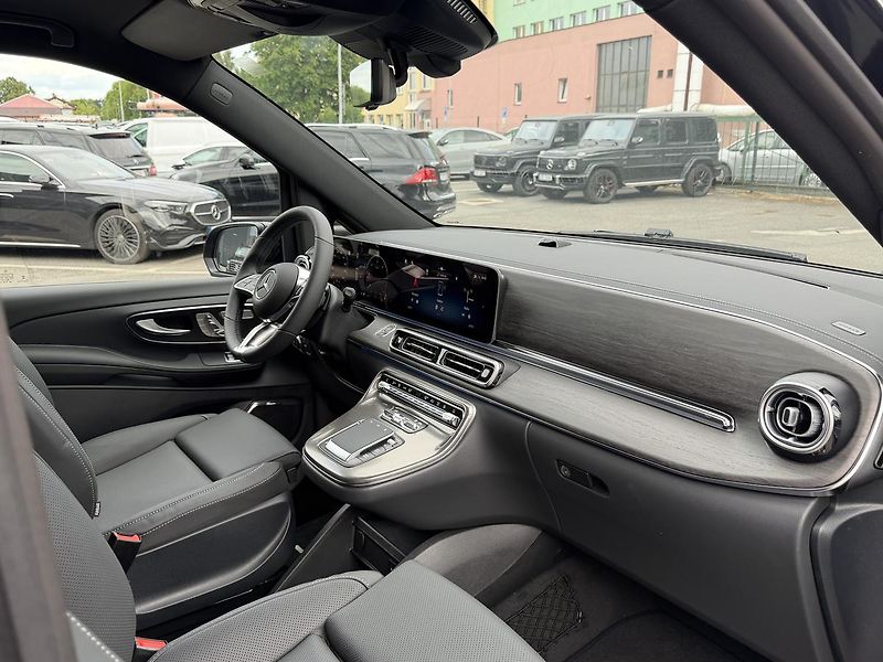 Mercedes-Benz Třídy V (2026) V 300 d / Exclusive / XL / 4M - fotka 15 z 30