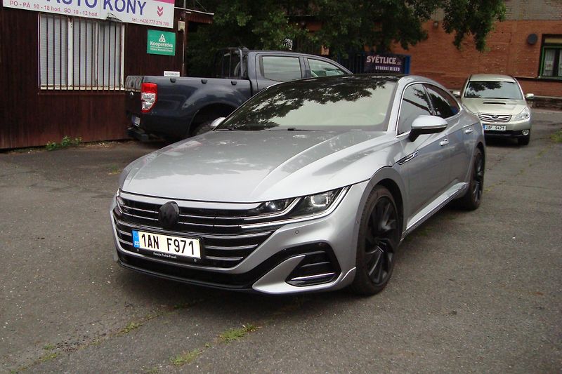 Volkswagen Arteon (2017) 2.0TDi,4-Motion,R-Line,176kW - fotka 3 z 84