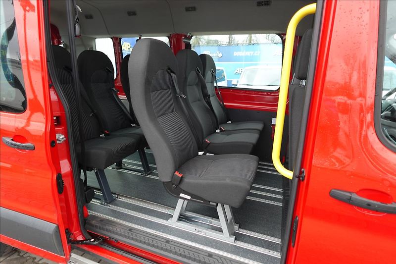 Ford Transit 2,0 TDCi  L3H2 9MÍST KLIMA SER - fotka 20 z 45