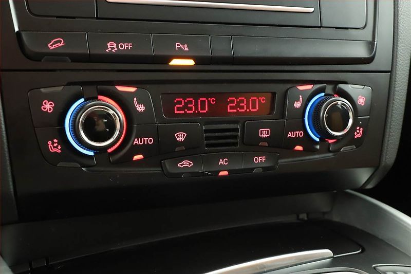 Audi Q5 (2011) 3.0 TDI, 4X4, Automat, Navi - fotka 18 z 20
