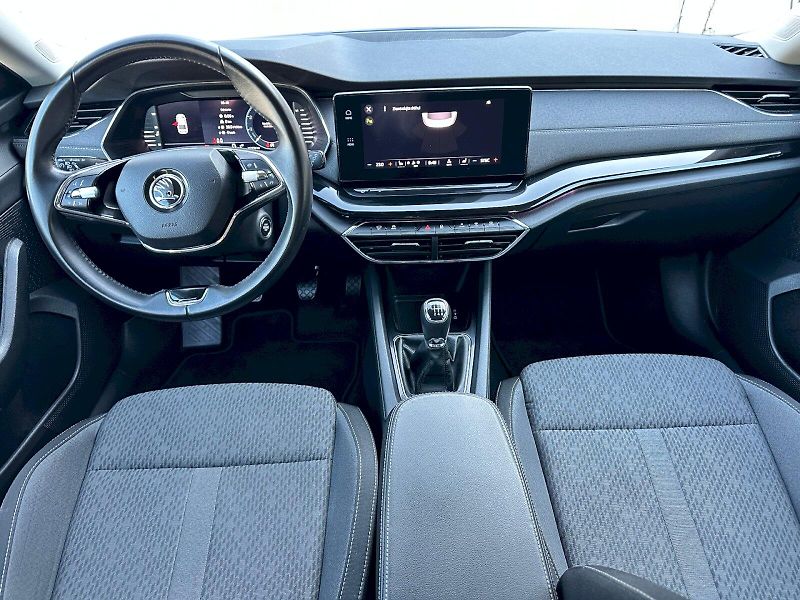 Škoda Octavia (2023) 1.0 TSI 81kW Style - fotka 5 z 23