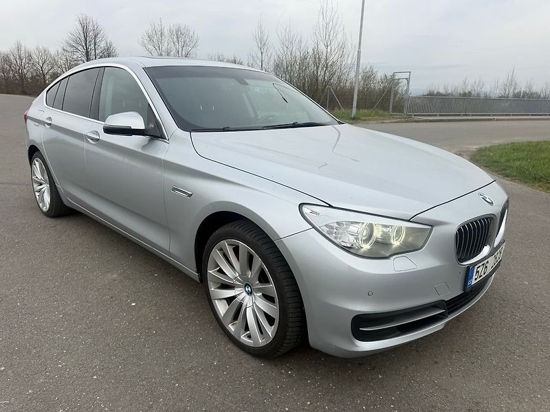 BMW Řada 5 530 GT X-DRIVE - fotka 7 z 23