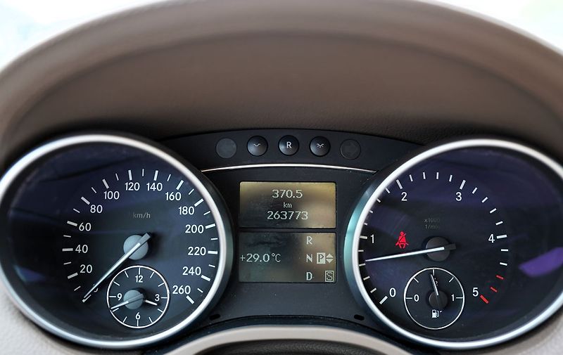 Mercedes-Benz GL 320 CDI 4Matic/navi/kůže - fotka 36 z 44
