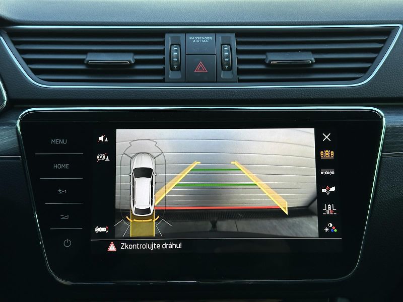 Škoda Superb Combi Style+ 2.0TDi 150PS DSG - fotka 35 z 47