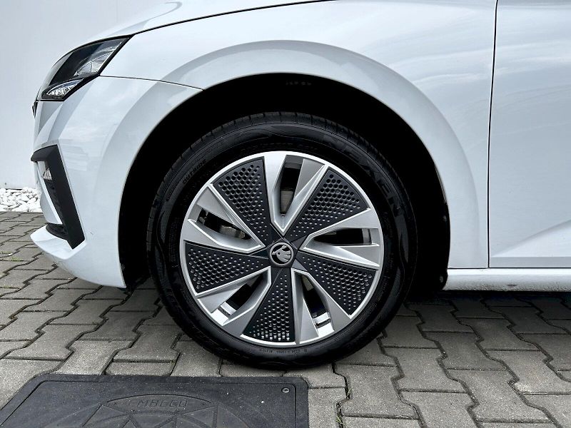Škoda Scala (2025) 1.0 TSI 85kW MP6 Top Selection - fotka 32 z 34