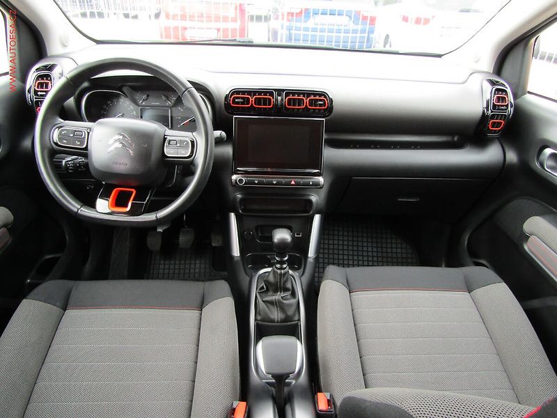 Citroën C3 Aircross (2018) 1.2 PT, AC, tempo - fotka 8 z 14