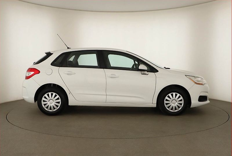 Citroën C4 (2013) 1.4 16V, po STK, dobrý stav - fotka 6 z 12