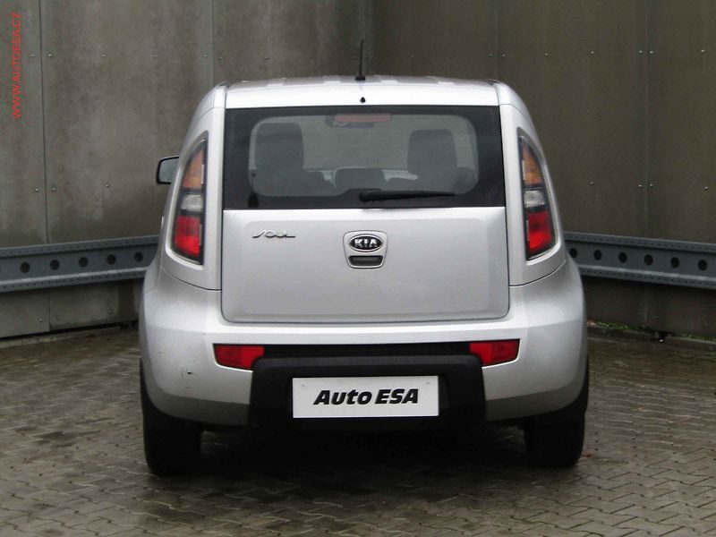 Kia Soul (2009) 1.6 i, ČR, Klima - fotka 5 z 16