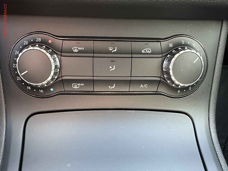 Mercedes-Benz Třídy B (2014) 2.0T B220 4Mat, 1.maj,ČR, AT - fotka 17 z 20