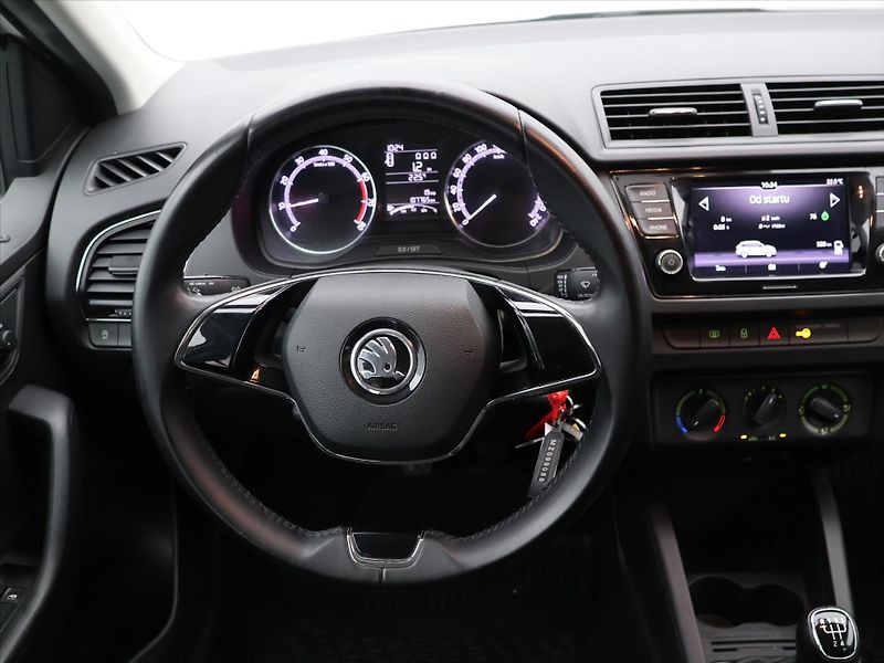 Škoda Fabia 1,0 TSI 70kW Ambition CZ DPH - fotka 18 z 32