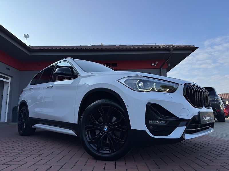 BMW X1 (2020) 2.0d Xdrive Navi 4x4 LED - fotka 50 z 50