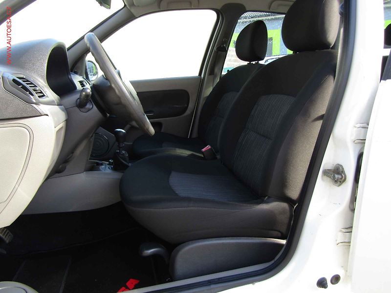 Renault Thalia (2013) 1.2i, ČR - fotka 9 z 15