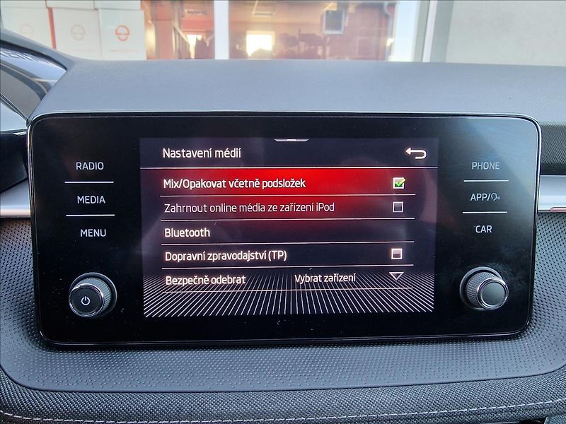 Škoda Fabia 1.0 TSI Style,Původ ČR,1.Maj. - fotka 33 z 49