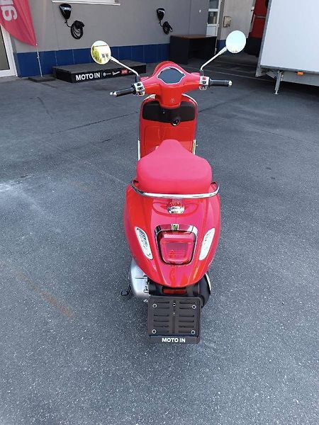 Vespa Primavera 125 3V ABS (2026) E5+ RED FL26  (příslušenství - fotka 6 z 9