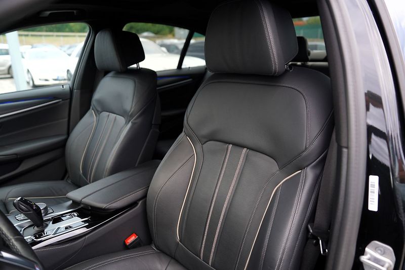 BMW Řada 5 540i xDrive/Lasery,HUD/335PS - fotka 22 z 45