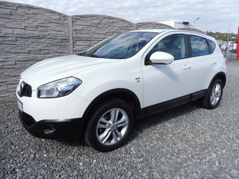 Nissan Qashqai 1.5DCi 110PS NAVI STK TOP STAV - fotka 3 z 189