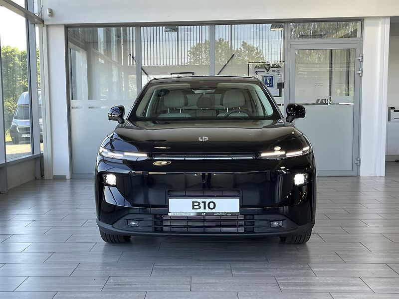 Leapmotor B10 (2026) DESIGN HYBRID EV, světlý int. - fotka 2 z 17