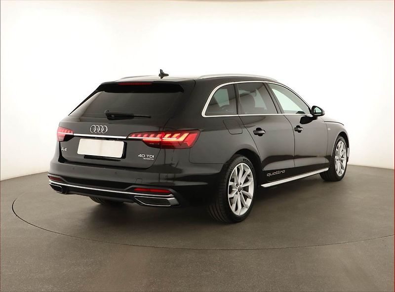 Audi A4 (2022) 40 TDI - fotka 5 z 17