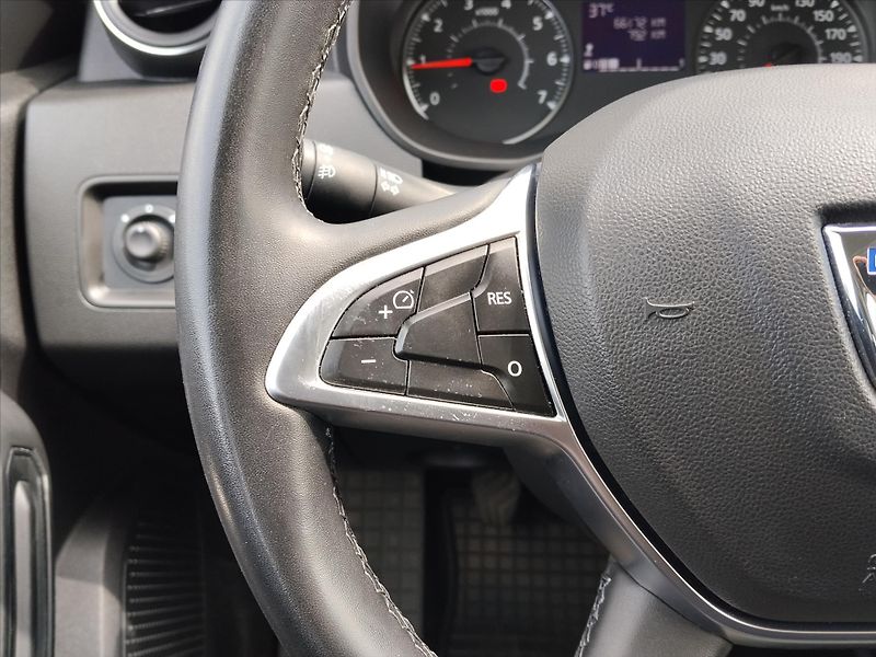 Dacia Duster 1,0   1.0TCe 74kW LPG - fotka 6 z 25
